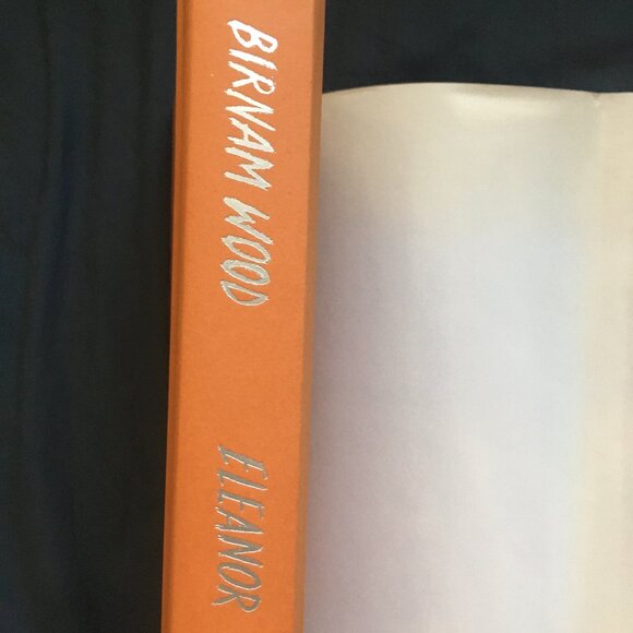 Birnam Wood, a novel by Eleanor Catton (hardcover book) - Picture 5 of 5